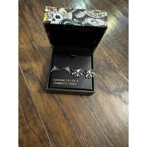 Ed Hardy Earrings Silver Skull & Ace Heart NIB